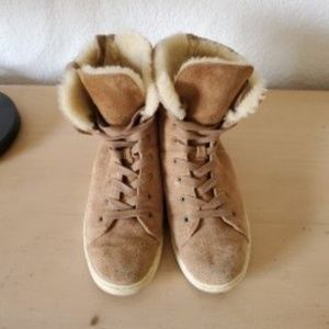 UGG Brown Suede Sherpa Lined Lace Up High Top Sneaker Style Shoe Size 8